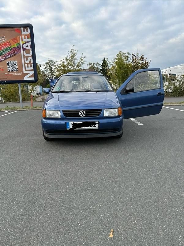 Blau Gebraucht 1999 VW Polo Kleinwagen | 549 € (Guter Preis) - Bild 1/4