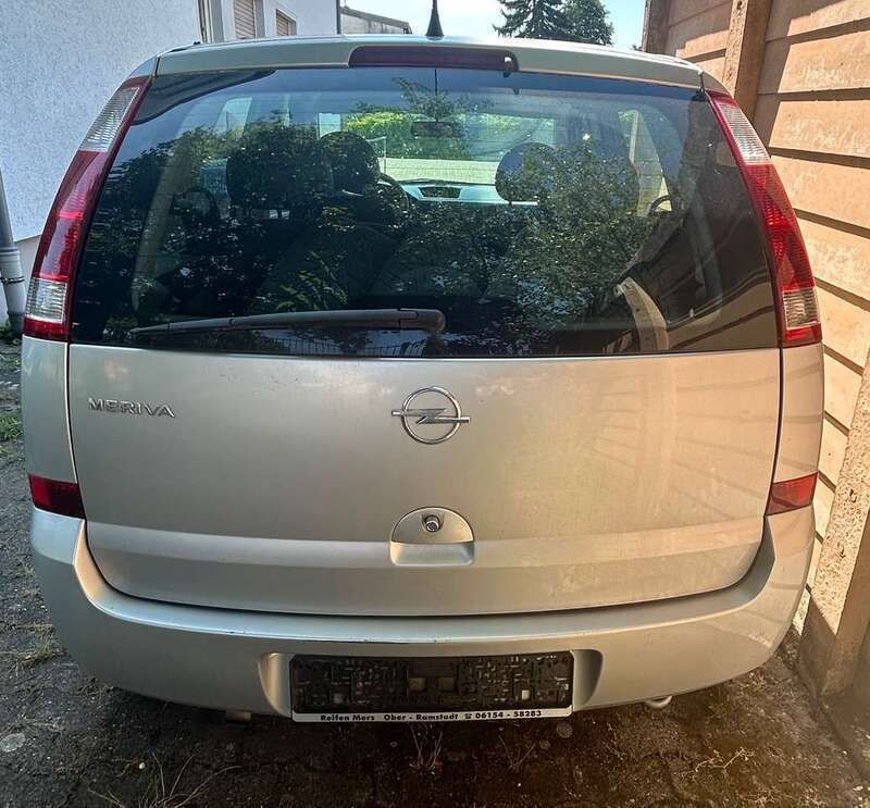 Silber Gebraucht 2005 Opel Meriva Enjoy Van / Kleinbus | 890 € (Guter Preis) - Bild 1/3
