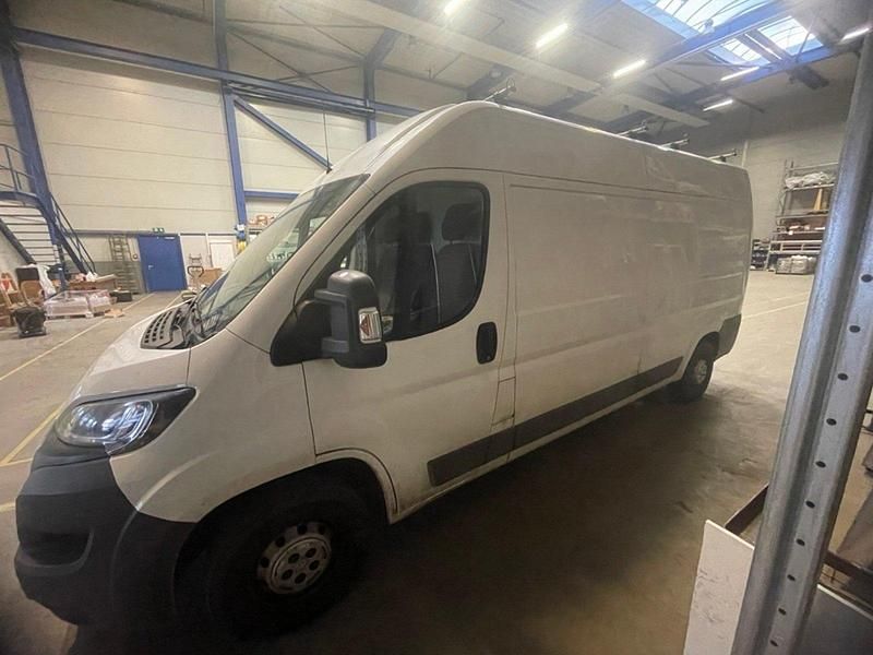 Weiß Gebraucht 2017 Peugeot Boxer Van | 9.500 € (Superpreis) - Bild 1/4