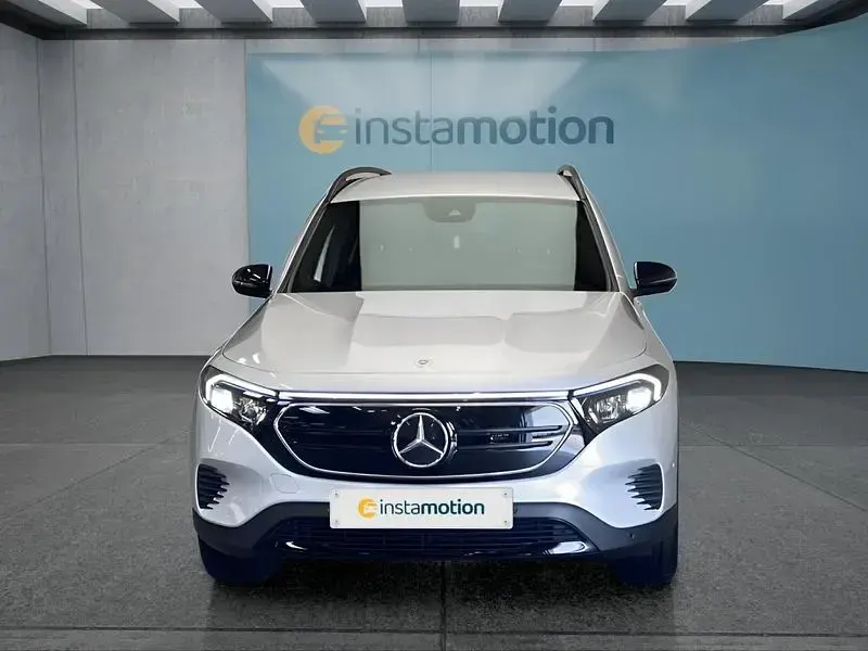 Gebraucht Mercedes EQB300 167 kW (228 PS) 2024 Silber SUV