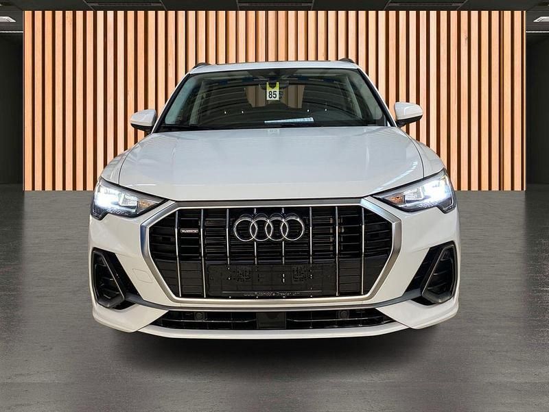 Gebraucht Audi Q3 S-Line 190 PS (139 kW) 2025 Gletscherweiß metallic SUV