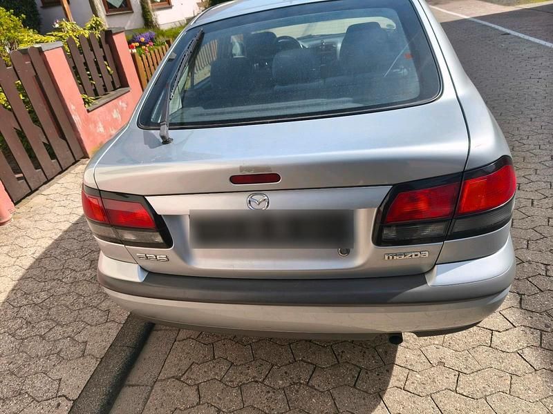 Gebraucht Mazda 626 115 PS (84 kW) 1998 Silber Limousine