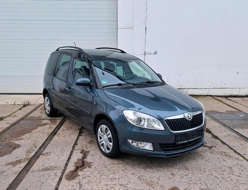 Gebraucht Skoda Roomster 105 PS (77 kW) 2014 Grau Van / Kleinbus