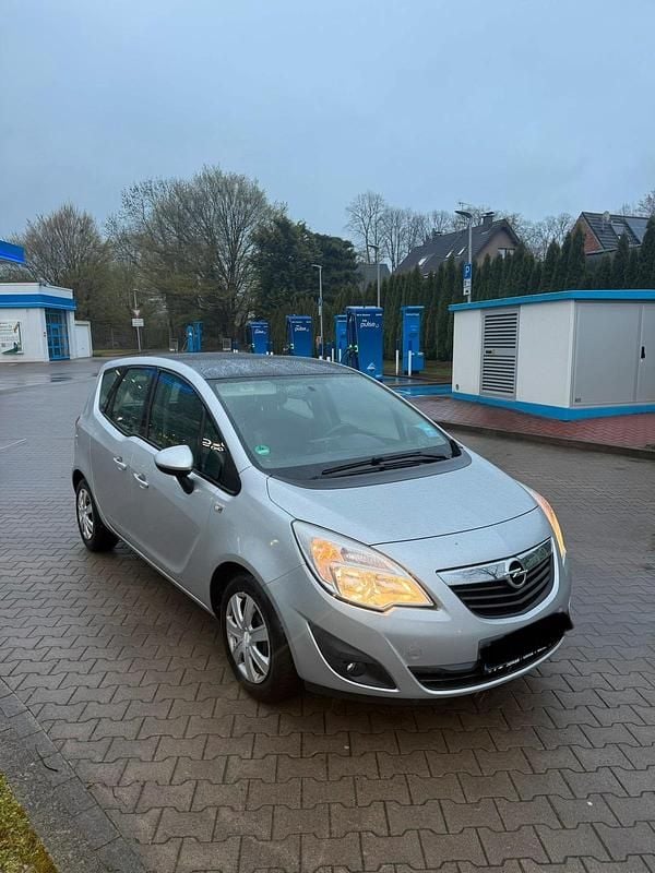 Gebraucht Opel Meriva 120 PS (88 kW) 2010 Silber Van / Kleinbus