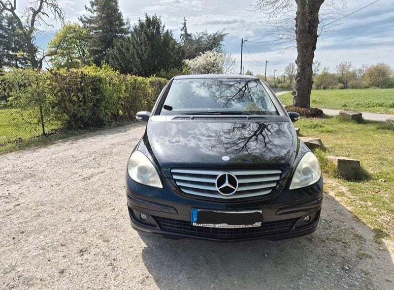 Gebraucht Mercedes B170 116 PS (85 kW) 2006 Schwarz Van / Kleinbus
