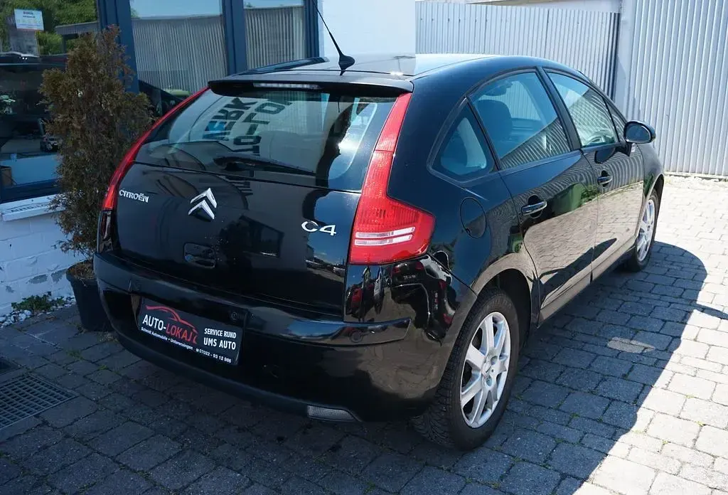 Gebraucht Citroën C4 Comfort 109 PS (80 kW) 2008 Schwarz Limousine
