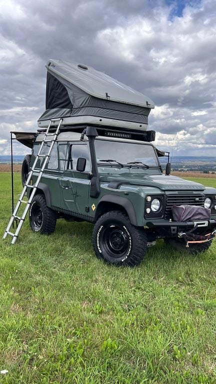 Grün Gebraucht 2012 Land Rover Defender SUV | 39.500 € (Fairer Preis) - Bild 1/4