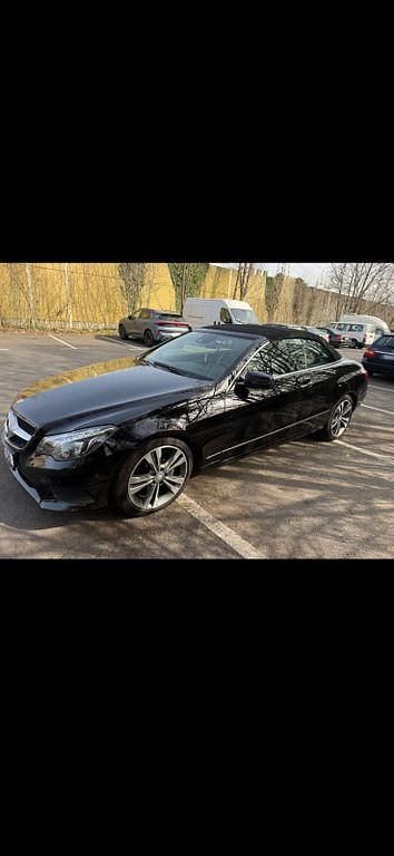 Gebraucht Mercedes E350 258 PS (189 kW) 2015 Schwarz Cabrio