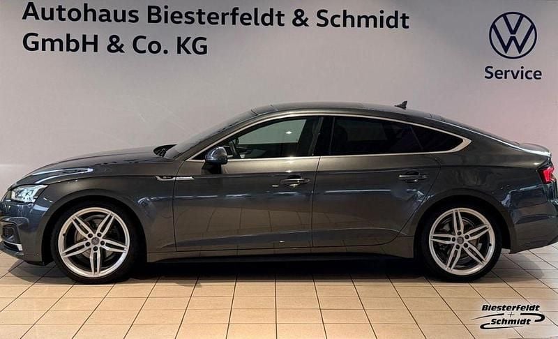 Grau Gebraucht 2019 Audi A5 Sportback S-Line Limousine | 29.900 € (Guter Preis) - Bild 1/4
