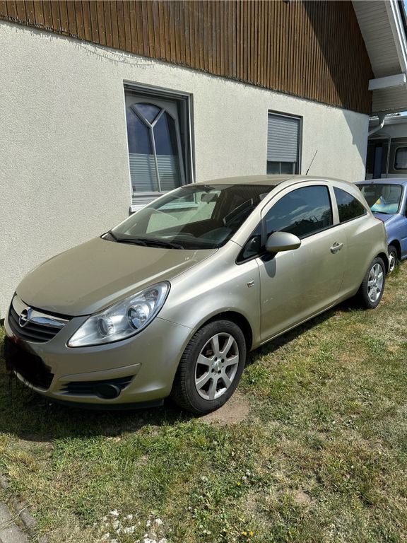 Gold Gebraucht 2008 Opel Corsa Limousine | 3.400 € (Fairer Preis) - Bild 1/4