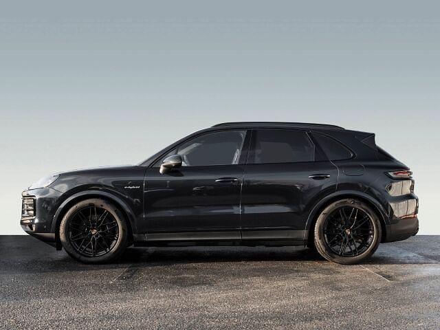 Second-hand Porsche Cayenne 470 CP (345 kW) 2023 Albastru SUV