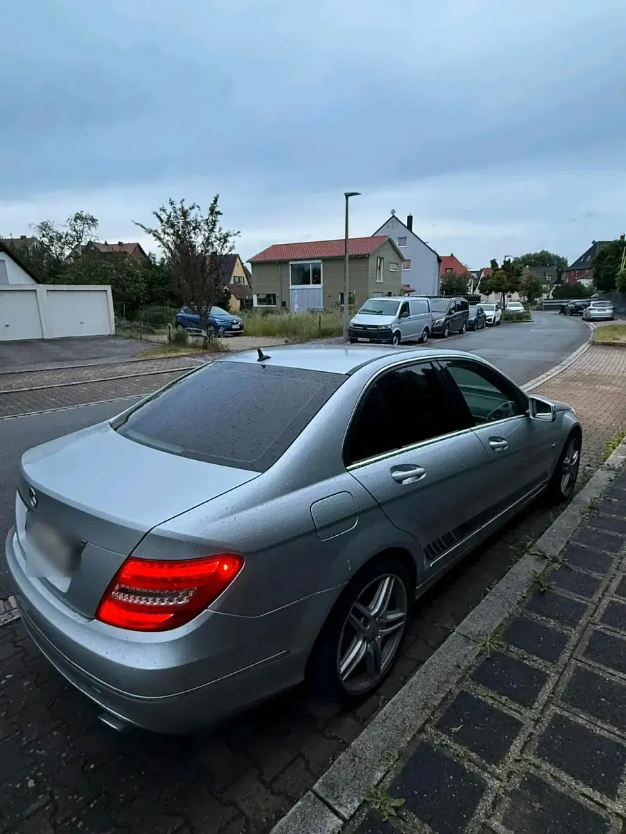 Gebraucht Mercedes C350 306 PS (225 kW) 2011 Silber Limousine