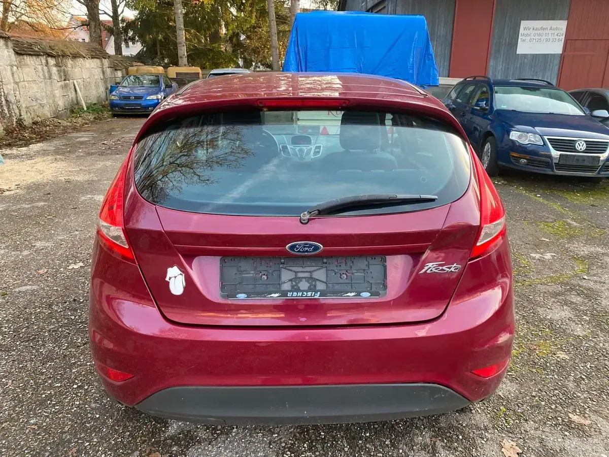 Gebraucht Ford Fiesta 96 PS (70 kW) 2009 Rot Limousine