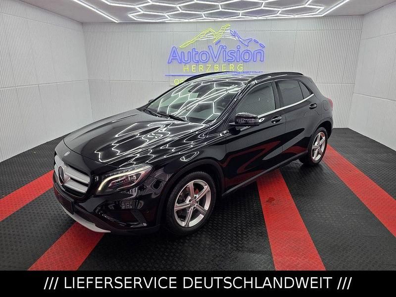 Gebraucht Mercedes GLA220 177 PS (130 kW) 2015 Schwarz SUV