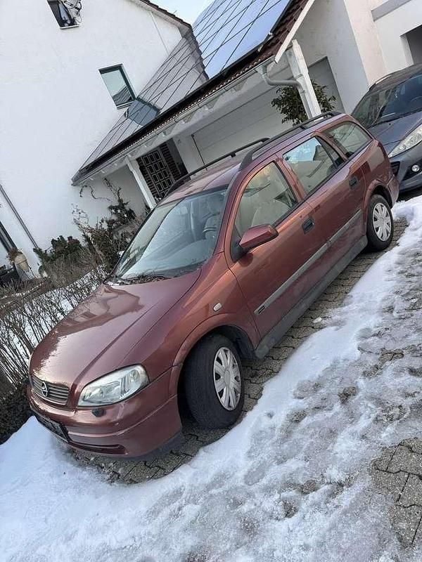 Gebraucht Opel Astra 101 PS (74 kW) 2001 Rot Kombi