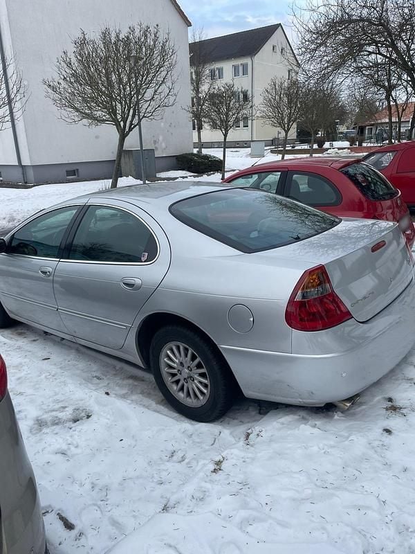 Usata Chrysler 300M 252 CV (185 kW) 2004 Argento Berlina