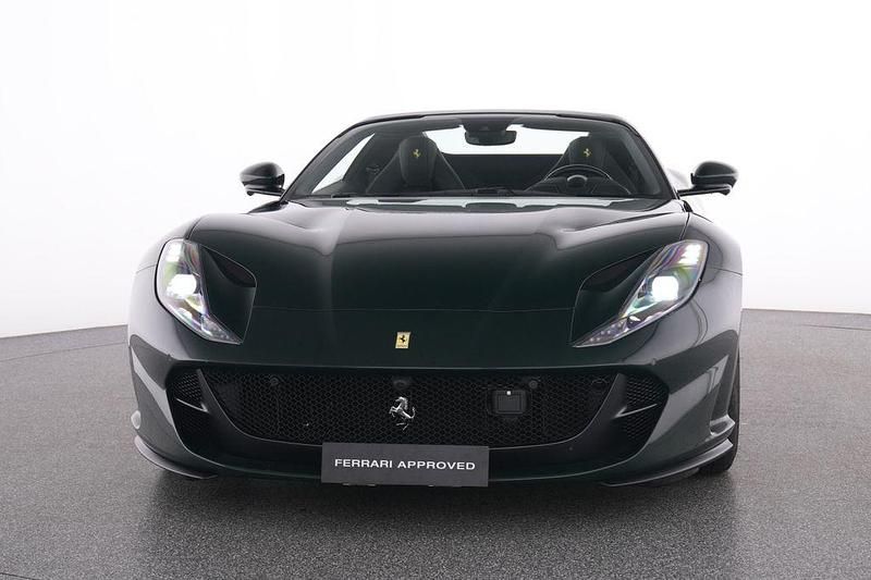 Gebraucht Ferrari 812 799 PS (587 kW) 2023 Grün Cabrio