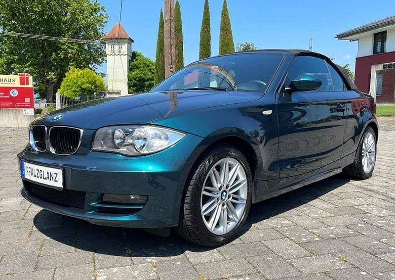 Grün Gebraucht 2009 BMW 118 Cabriolet Cabrio | 6.290 € (Guter Preis) - Bild 1/4