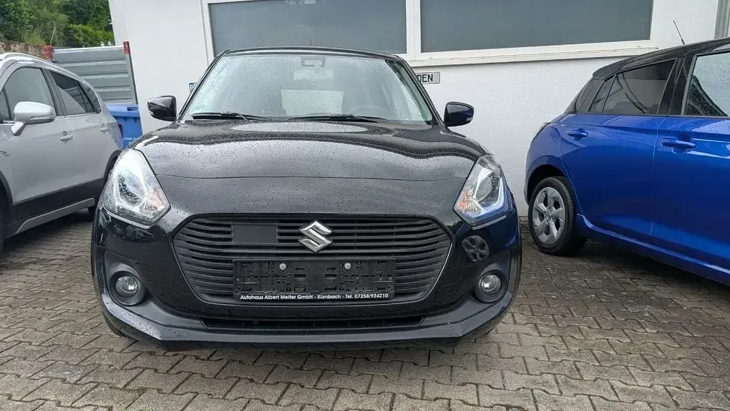 Gebraucht Suzuki Swift Comfort+ 111 PS (81 kW) 2017 Schwarz Kleinwagen
