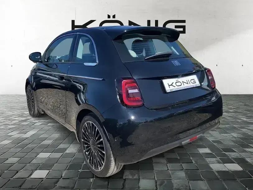 Gebraucht Fiat 500e 86 kW (118 PS) 2023 Schwarz Kleinwagen