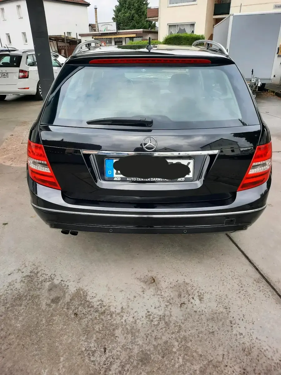 Gebraucht Mercedes C200 136 PS (100 kW) 2013 Schwarz Kombi