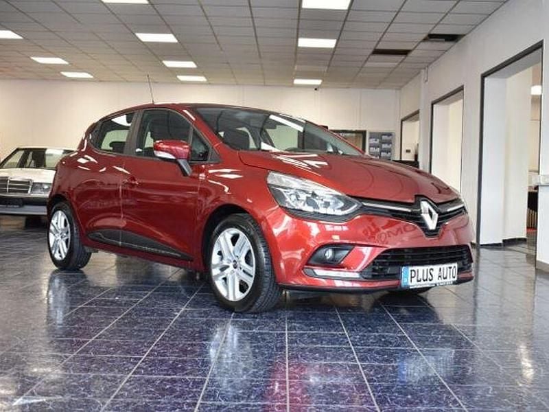 Gebraucht Renault Clio IV 73 PS (53 kW) 2017 Rot Kleinwagen