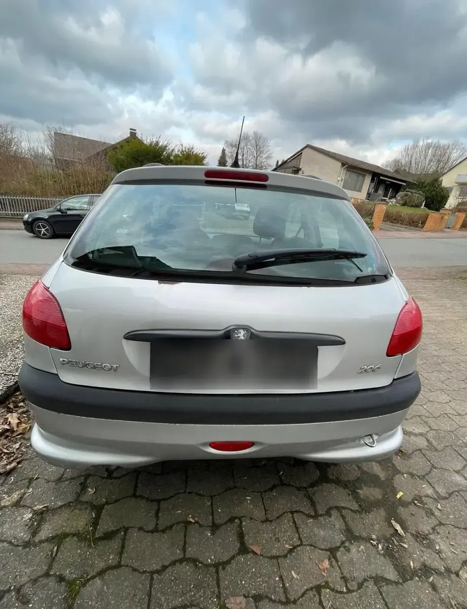 Brugt Peugeot 206 60 HK (44 kW) 2001 Sølv Hatchback