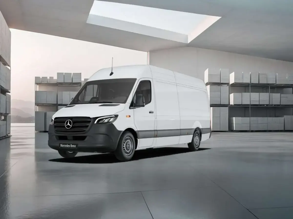 Gebraucht Mercedes Sprinter 170 PS (125 kW) 2024 Weiss / arktikweiss Van