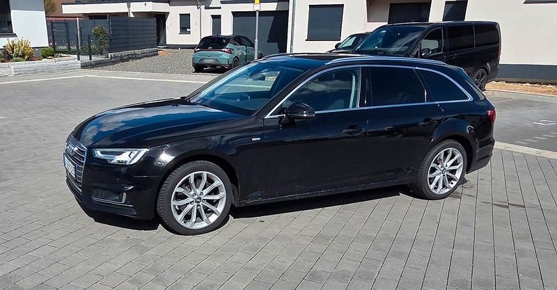 Gebraucht Audi A4 Sport 150 PS (110 kW) 2016 Schwarz Kombi