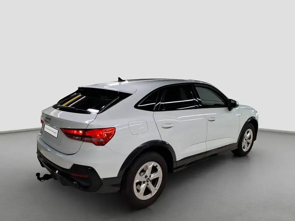 Gebraucht Audi Q3 Sportback S-Line 150 PS (110 kW) 2025 Weiß SUV