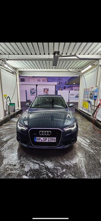 Blau Gebraucht 2012 Audi A6 Ambiente Kombi | 11.800 € (Fairer Preis) - Bild 1/4