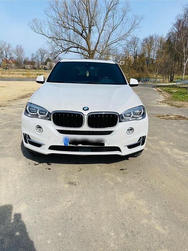 Używany BMW X5 306 KM (225 kW) 2017 Biały SUV