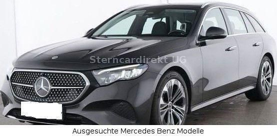 Grau Gebraucht 2024 Mercedes E200 Avantgarde Limousine | 45.700 € (Fairer Preis) - Bild 1/4