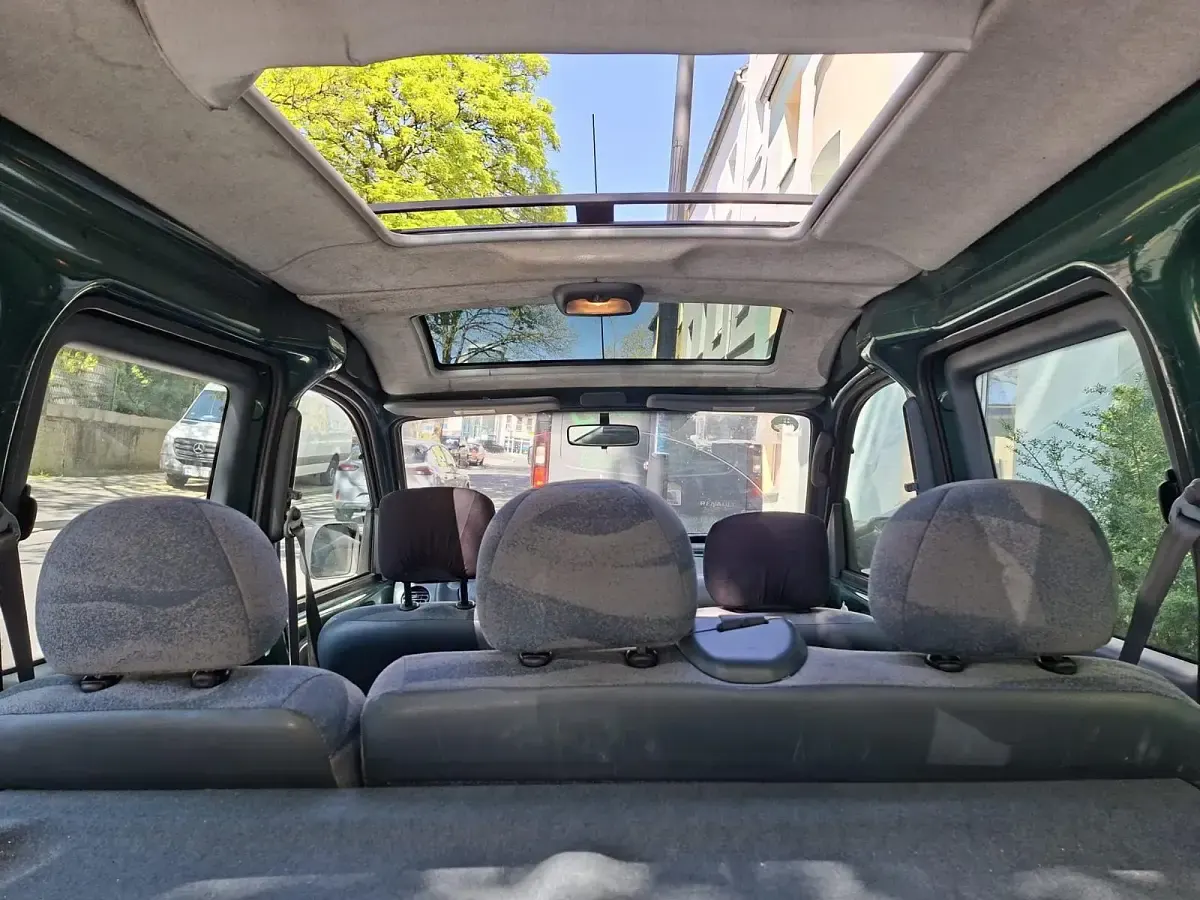Usata Renault Kangoo 75 CV (55 kW) 2000 Verde Monovolume