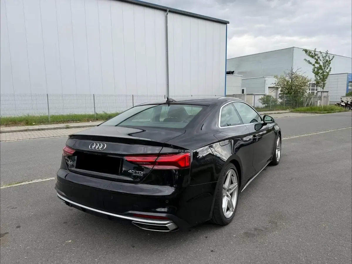 Second-hand Audi A5 Advanced 190 CP (139 kW) 2020 Negru Coupe