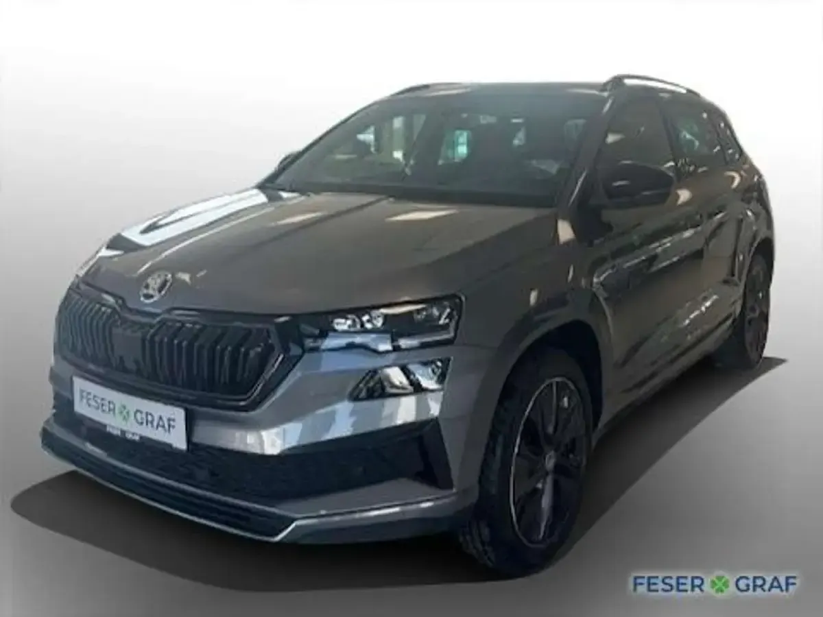 Gebraucht Skoda Karoq SportLine 150 PS (110 kW) 2025 Graphitegrau SUV
