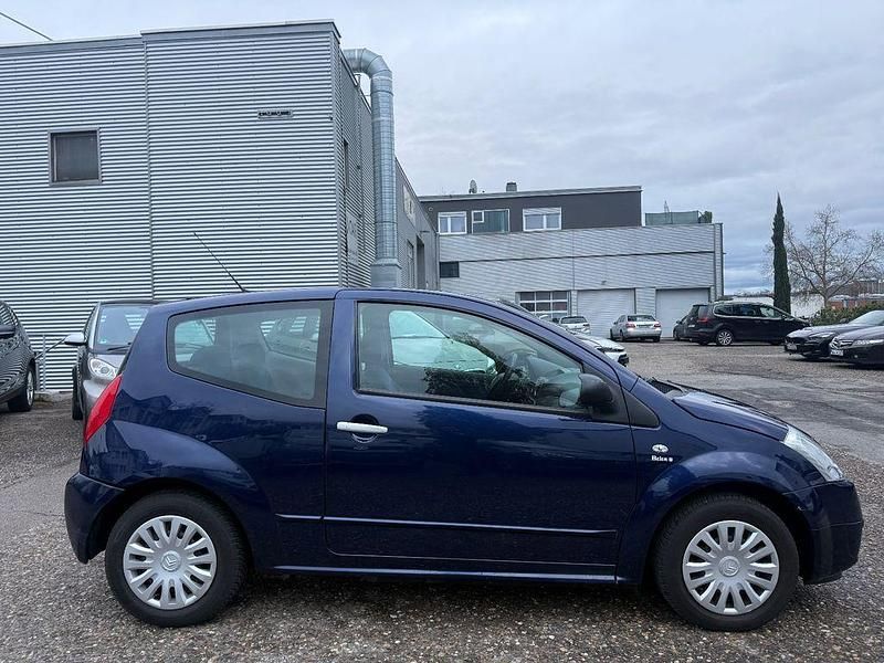 Gebraucht Citroën C2 Comfort 60 PS (44 kW) 2006 Blau Kleinwagen