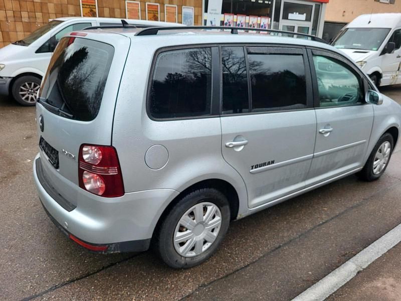 Gebraucht VW Touran 140 PS (102 kW) 2007 Van / Kleinbus