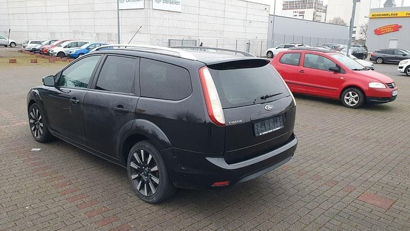 Second-hand Ford Focus 125 CP (91 kW) 2009 Negru Break