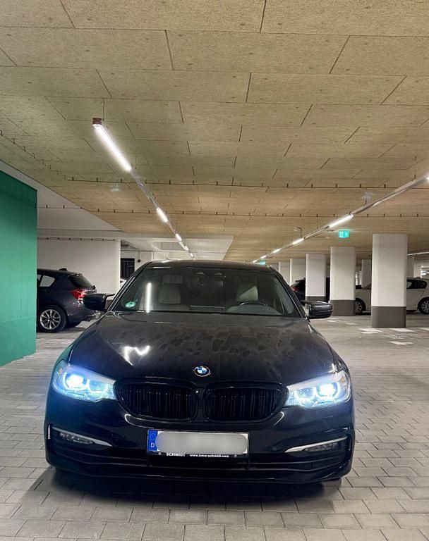 Gebraucht BMW 520 190 PS (139 kW) 2017 Grau Limousine