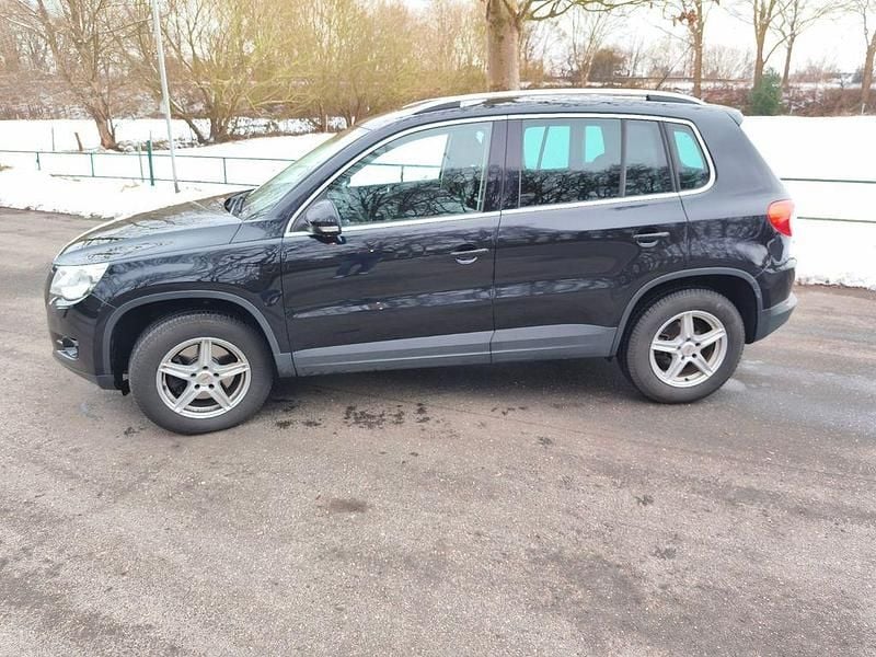 Gebraucht VW Tiguan Sport 170 PS (125 kW) 2011 Schwarz SUV