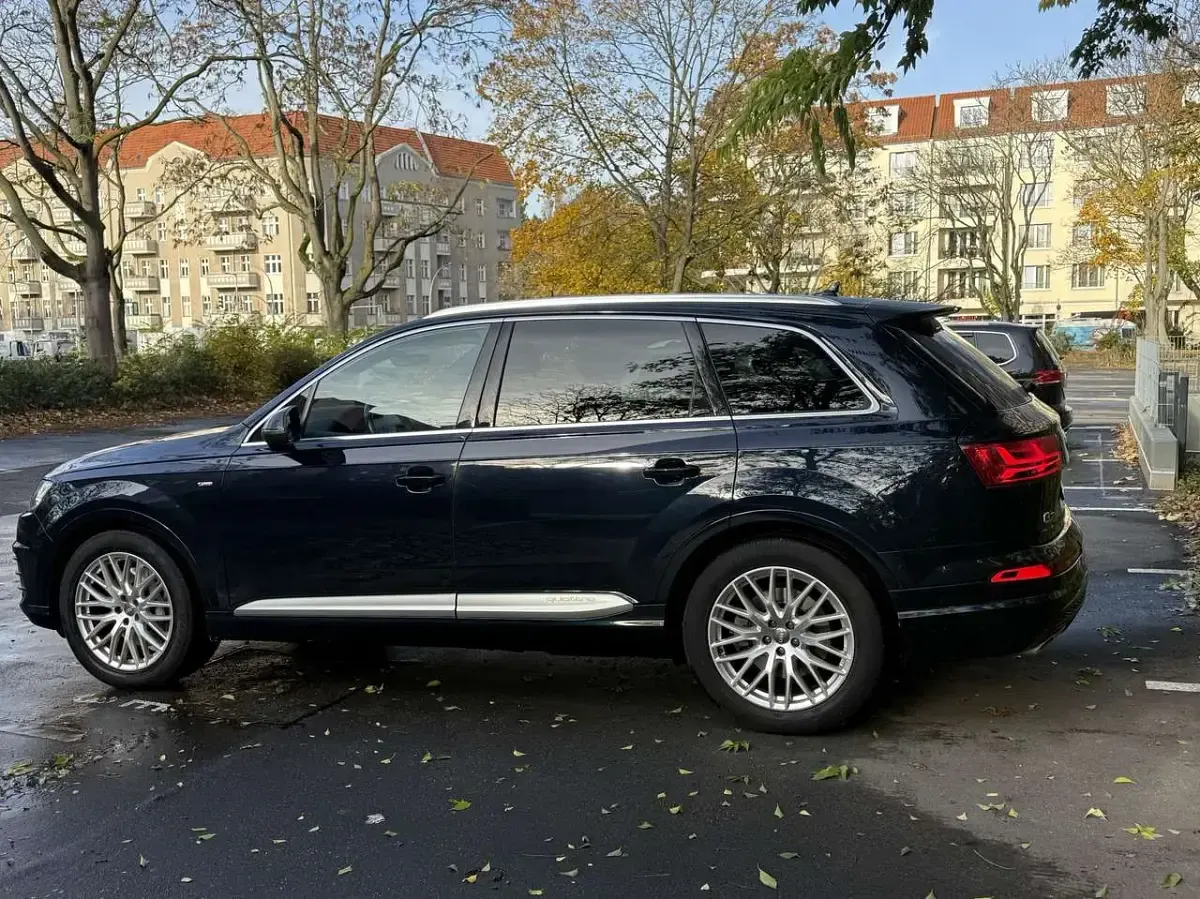 Gebraucht Audi Q7 Premium 272 PS (200 kW) 2017 Blau SUV