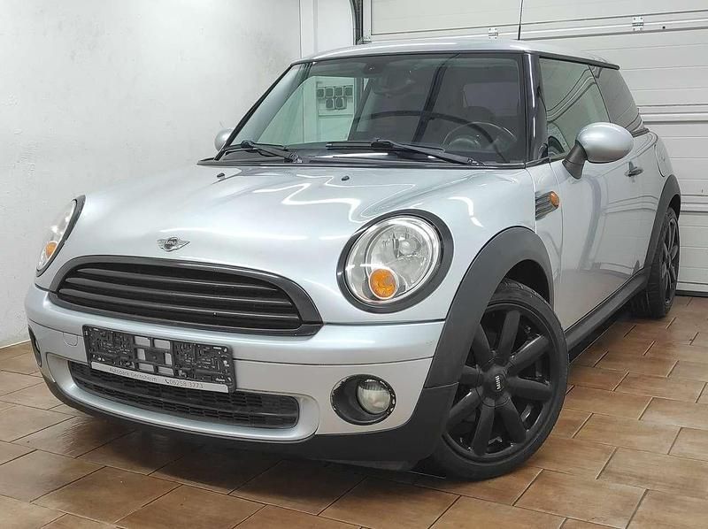 Gebraucht Mini Cooper 120 PS (88 kW) 2009 Pure silver metallic Kleinwagen