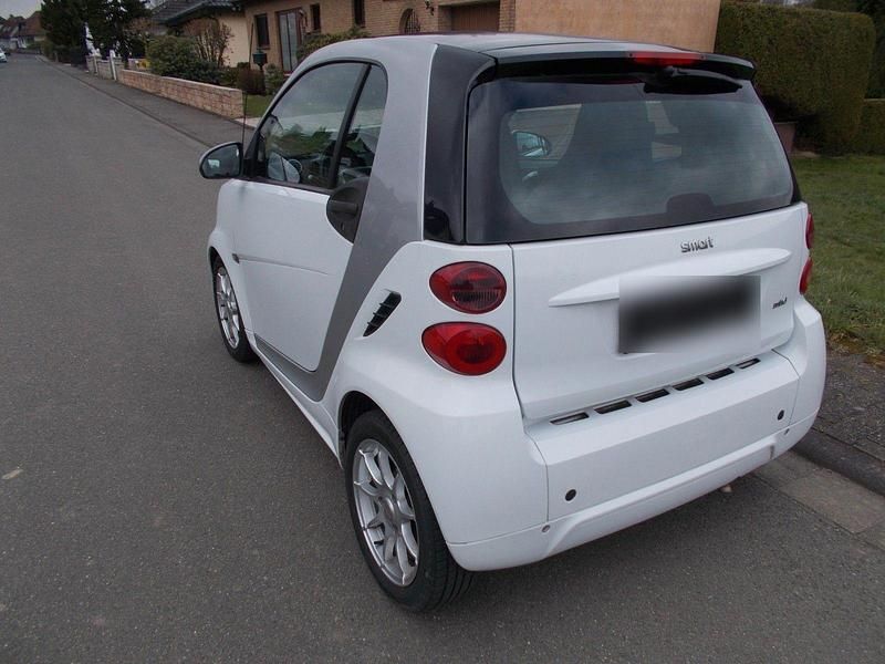 Gebraucht Smart ForTwo Coupé Pulse 71 PS (52 kW) 2011 Weiß Coupé