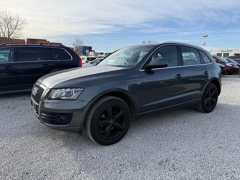 Grau Gebraucht 2010 Audi Q5 S-Line SUV | 9.999 € (Guter Preis) - Bild 1/4