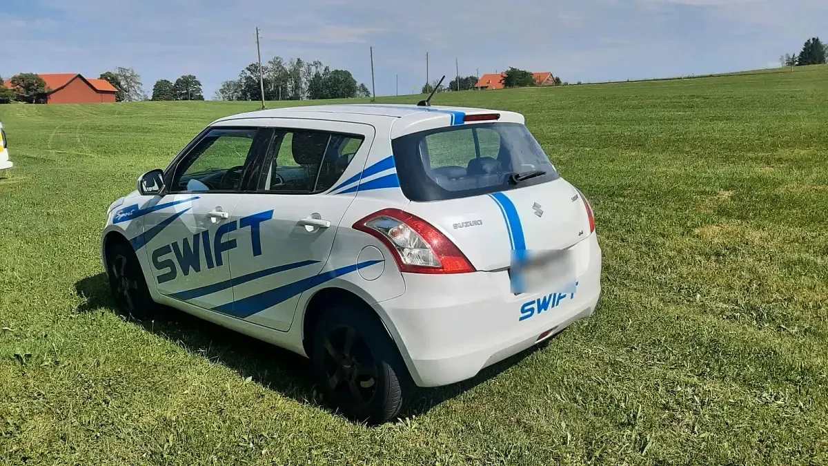 Gebraucht Suzuki Swift 94 PS (69 kW) 2012 Weiß Kleinwagen