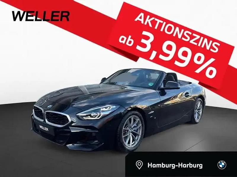 Black sapphire (schwarz) Gebraucht 2025 BMW Z4 M M Sport Cabrio | 42.750 € - Bild 1/3