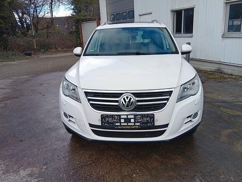 Weiß Gebraucht 2008 VW Tiguan Sportline SUV | 4.290 € (Guter Preis) - Bild 1/4