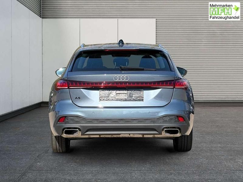 Gebraucht Audi A5 Basis 204 PS (150 kW) 2024 Horizontblau metallic Kombi