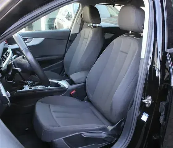 Gebraucht Audi A4 Advanced 150 PS (110 kW) 2023 Schwarz Kombi